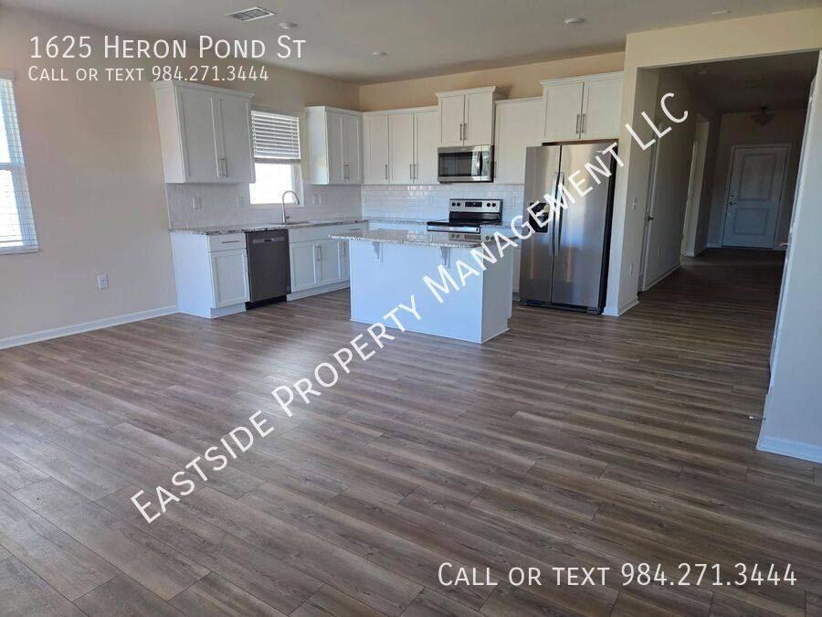 House for rent at 1625 Heron Pond St, Raleigh, NC 27604