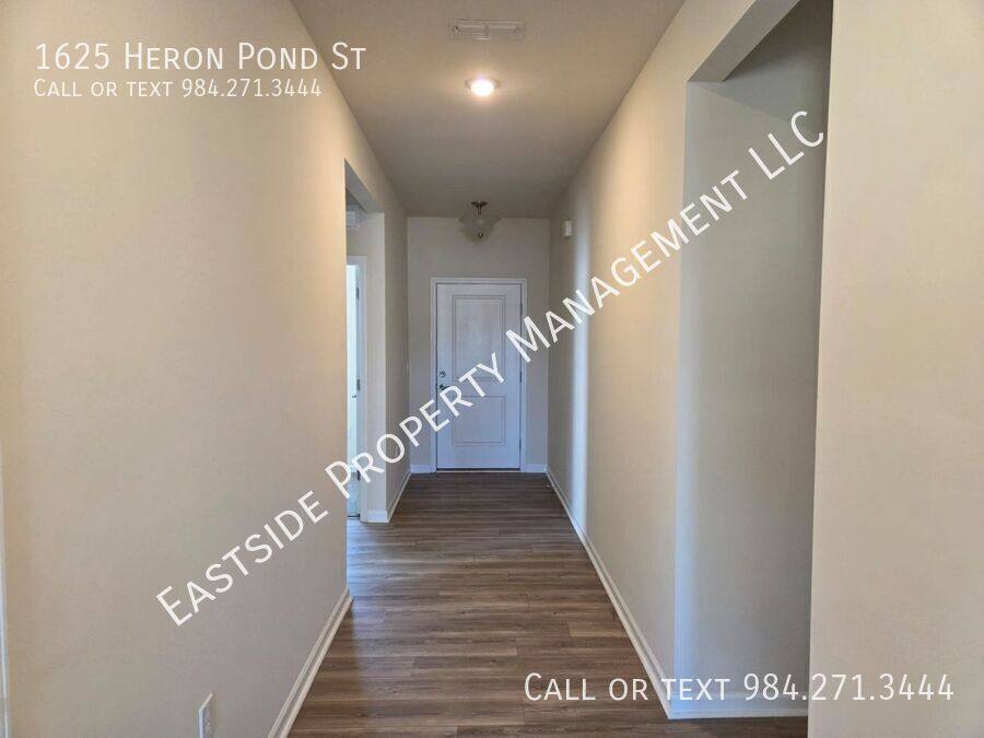 House for rent at 1625 Heron Pond St, Raleigh, NC 27604