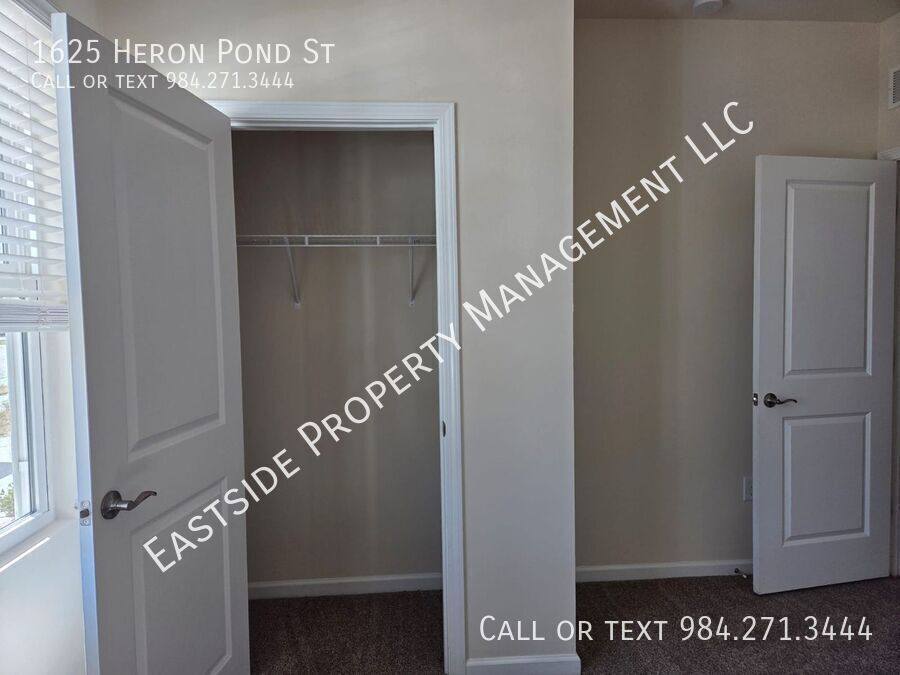 House for rent at 1625 Heron Pond St, Raleigh, NC 27604