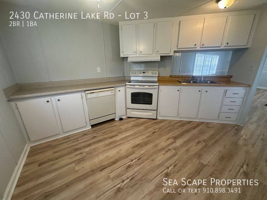 Apartment for rent at 2430 Catherine Lake Rd #3, Richlands, NC 28574