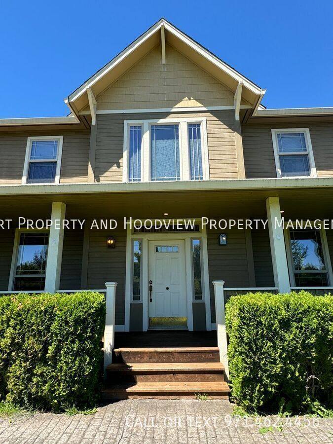 House for rent at 19383 Pine Ave, Sandy, OR 97055