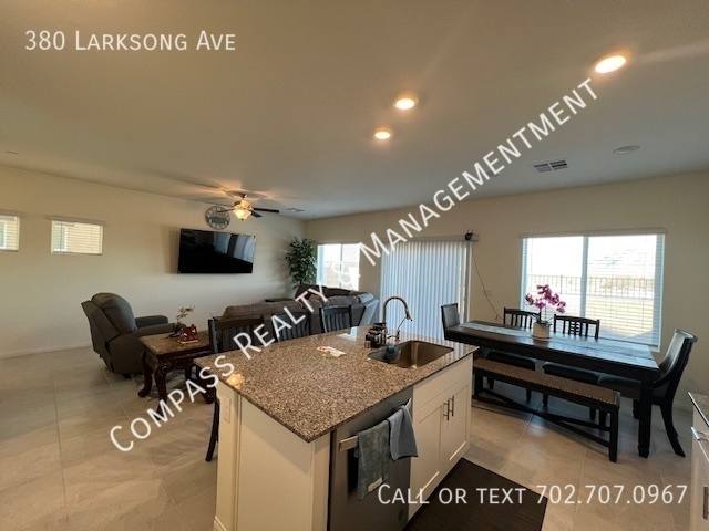 House for rent at 380 Larksong Ave, Henderson, NV 89011