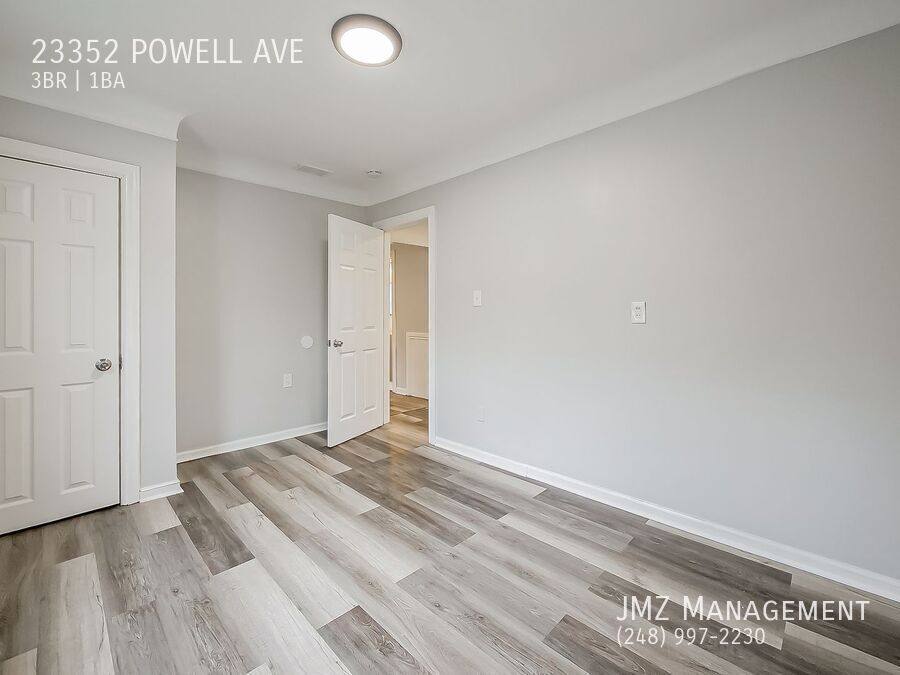23352 Powell Ave, Hazel Park, MI 48030 - House for Rent - Image 10