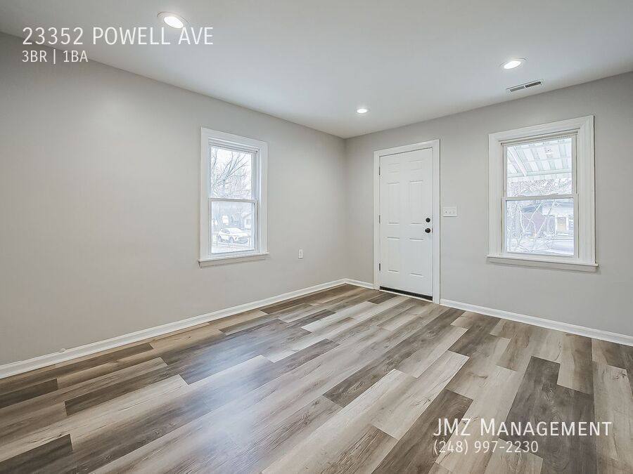 House for rent at 23352 Powell Ave, Hazel Park, MI 48030