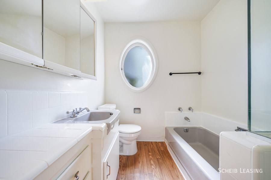 Apartment for rent at 426 S Rexford Dr #10, Beverly Hills, CA 90212
