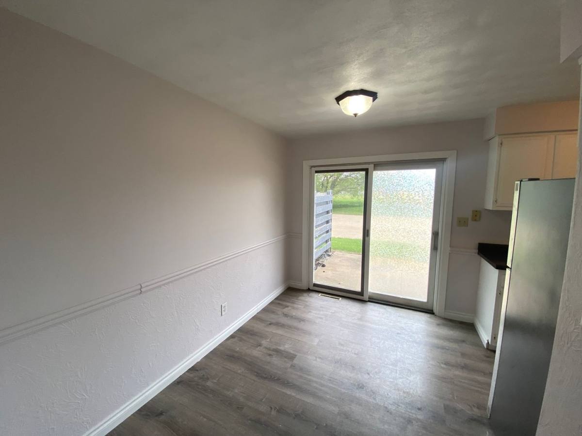 Apartment for rent at 1313 1309 W Chestnut, Chillicothe, IL 61523