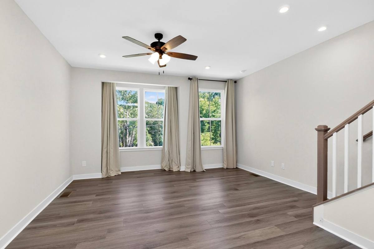 Townhouse for rent at 948 Broad River Lane, Charlotte, NC 28211