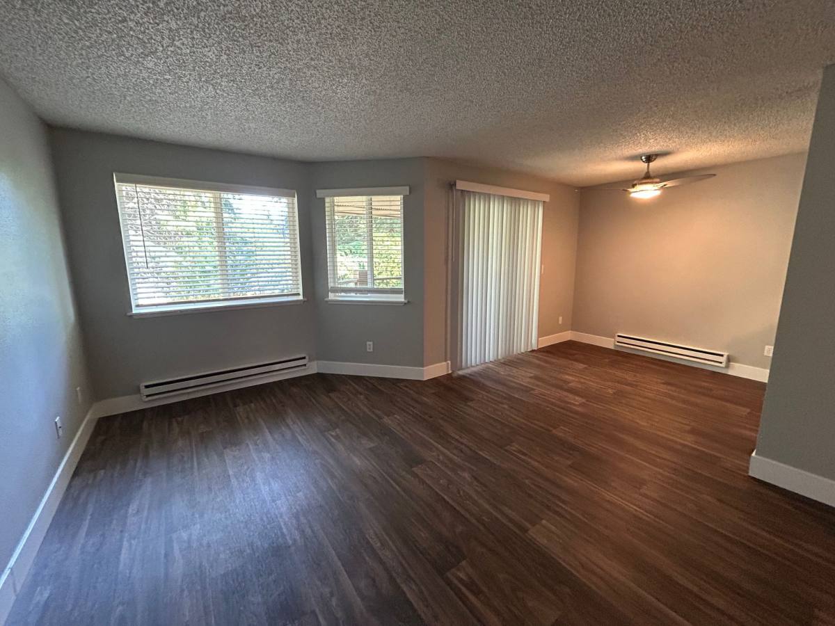 Apartment for rent at 29225 Military Rd S, Federal Way, WA 98003