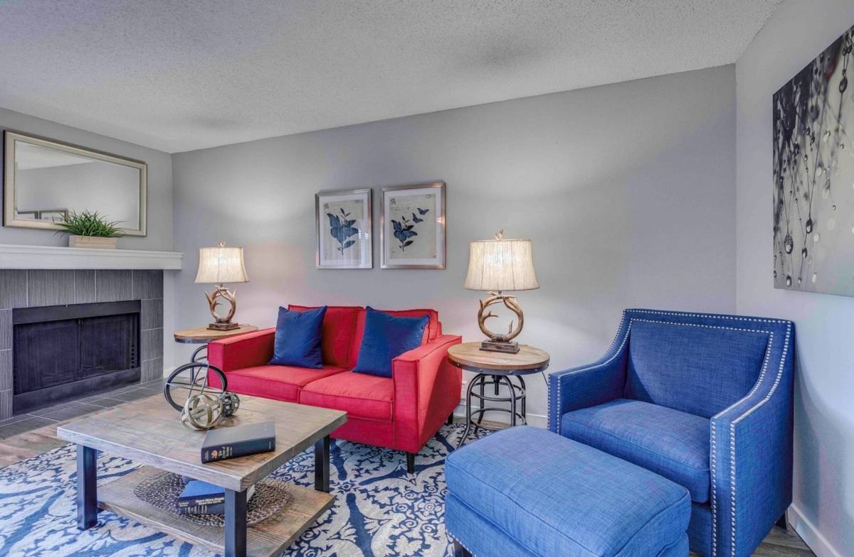 Apartment for rent at 29225 Military Rd S, Federal Way, WA 98003
