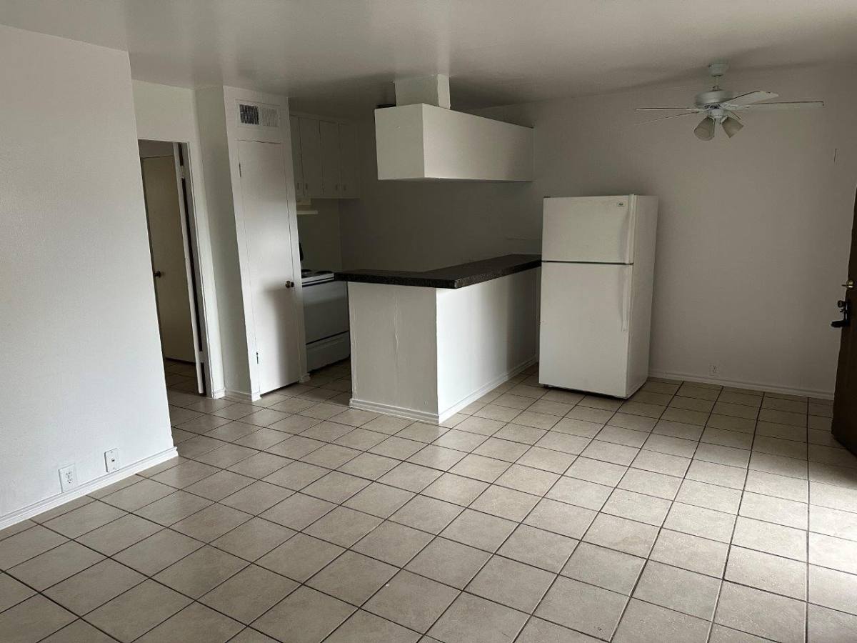 Apartment for rent at 820 W Alabama St #820-6, Houston, TX 77006