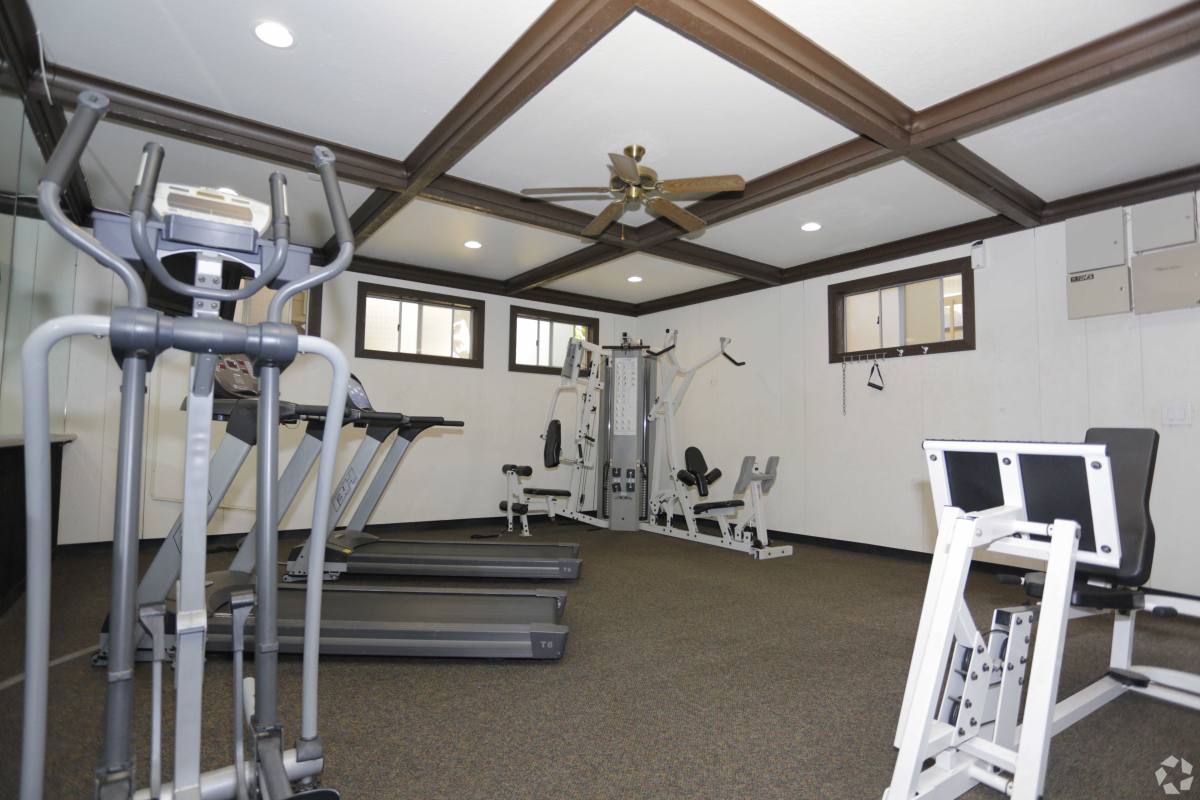 Apartment for rent at 15652 Williams St, Tustin, CA 92780