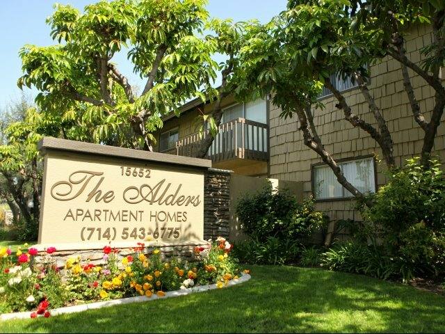 Apartment for rent at 15652 Williams St, Tustin, CA 92780