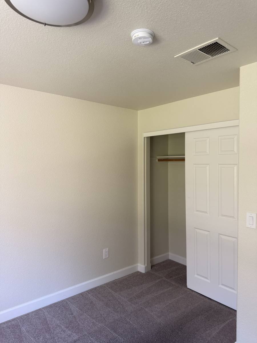 Apartment for rent at 9 Cardinal Way, Santa Rosa, CA 95409