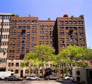 Apartment for rent at 237 E 20th St #8D, New York, NY 10003