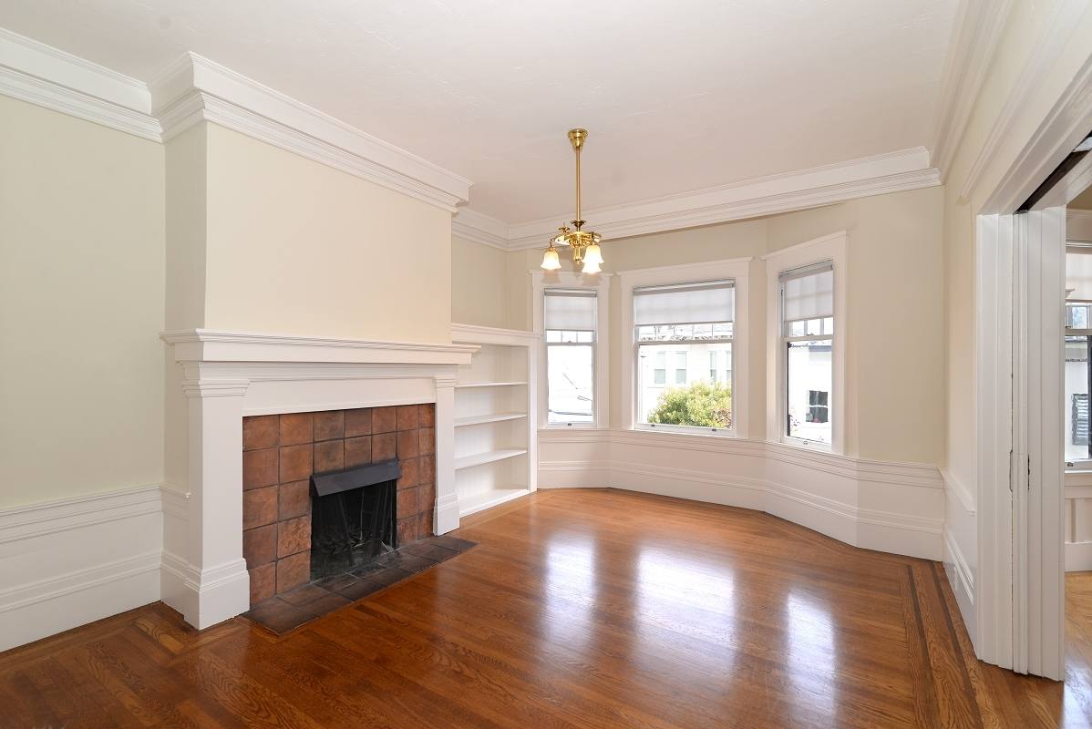 Apartment for rent at 17 Woodland Ave, San Francisco, CA 94117