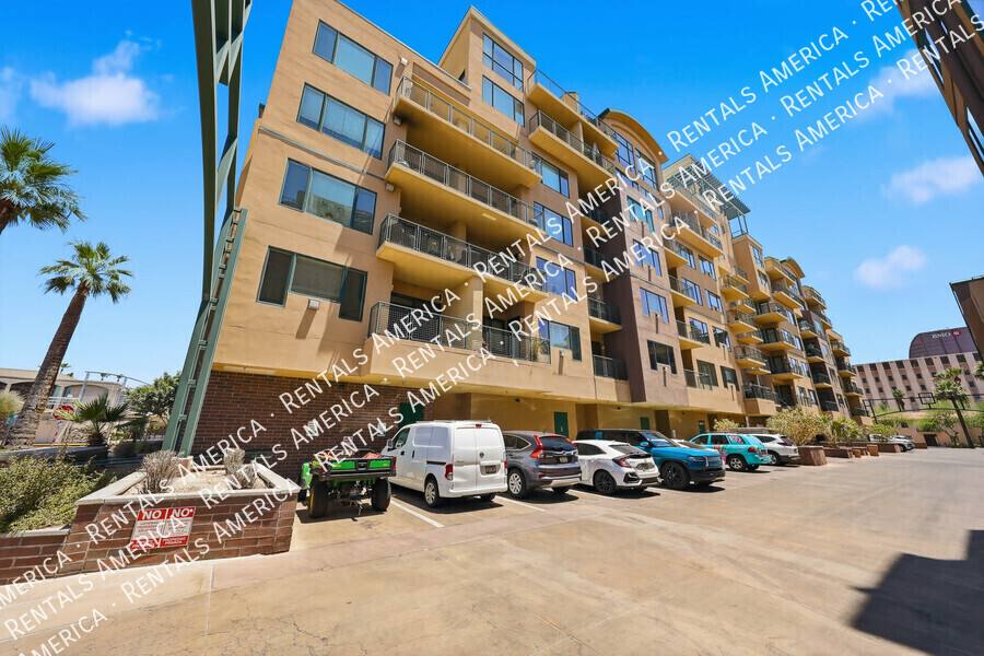 Condo for rent at 2302 N Central Ave #409, Phoenix, AZ 85004