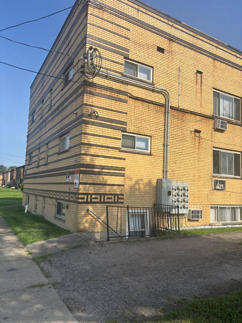 Apartment for rent at 931 Tennesee Ave #6, Cincinnati, OH 45229