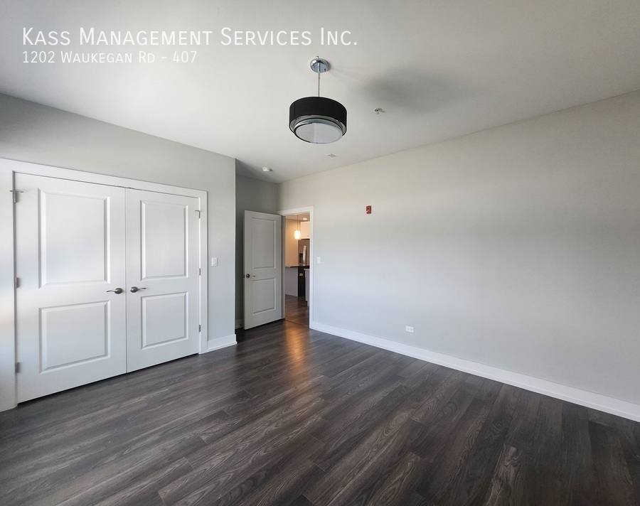 Apartment for rent at 1202 Waukegan Rd #407, Glenview, IL 60025
