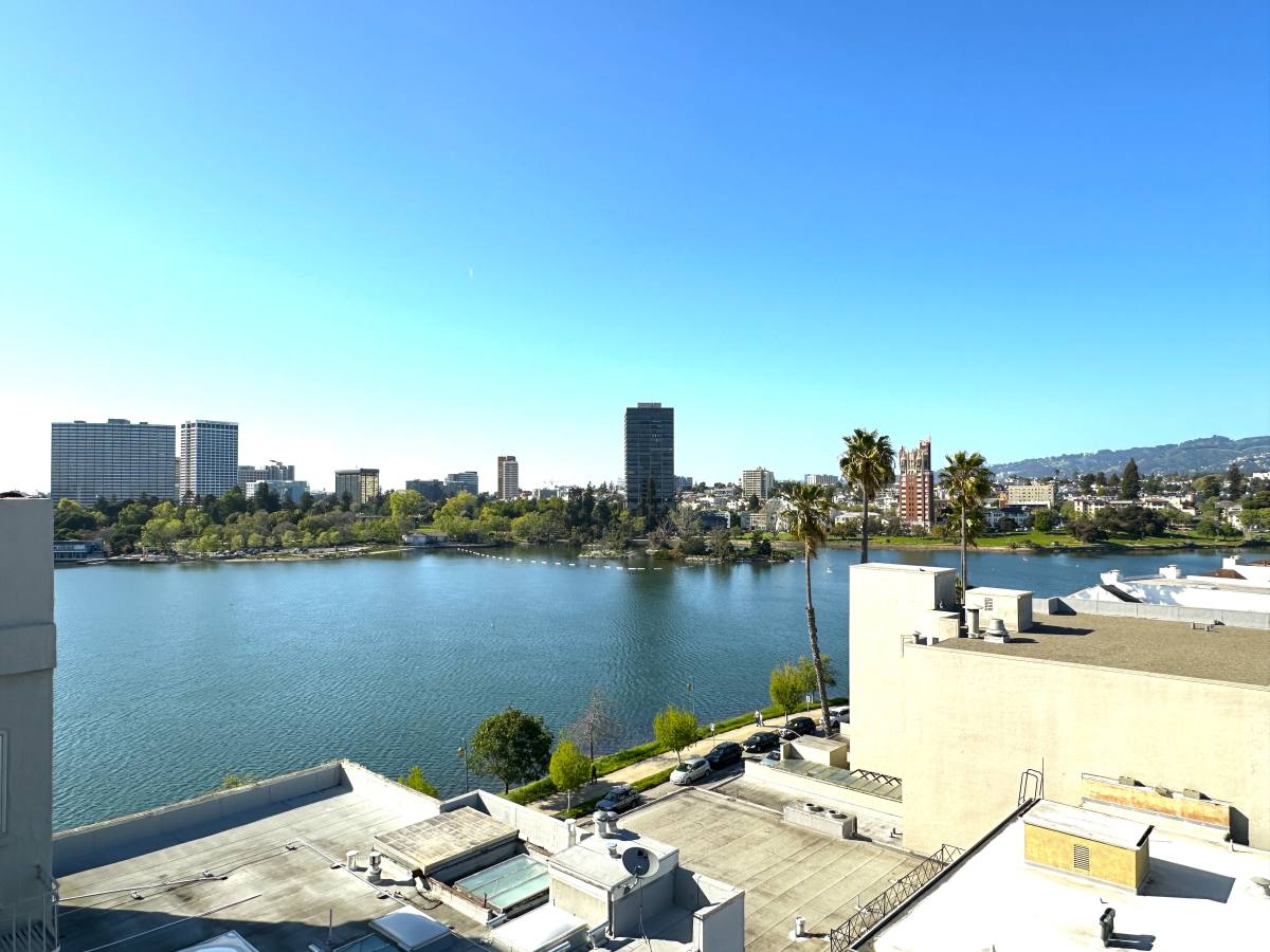 Apartment for rent at 1918 Lakeshore Ave #71, Oakland, CA 94606