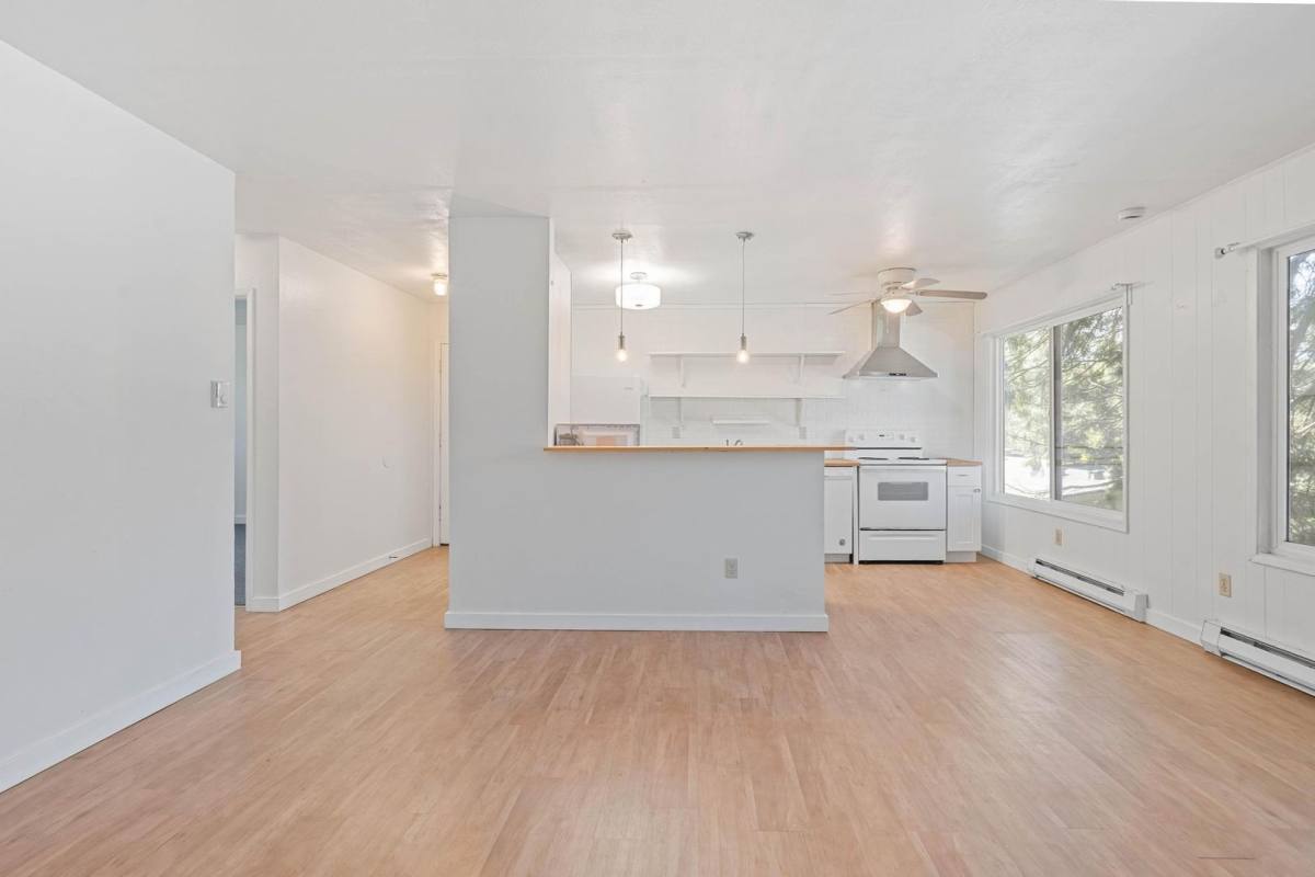Apartment for rent at 9228-9232 N Saint Louis Ave, Portland, OR 97203
