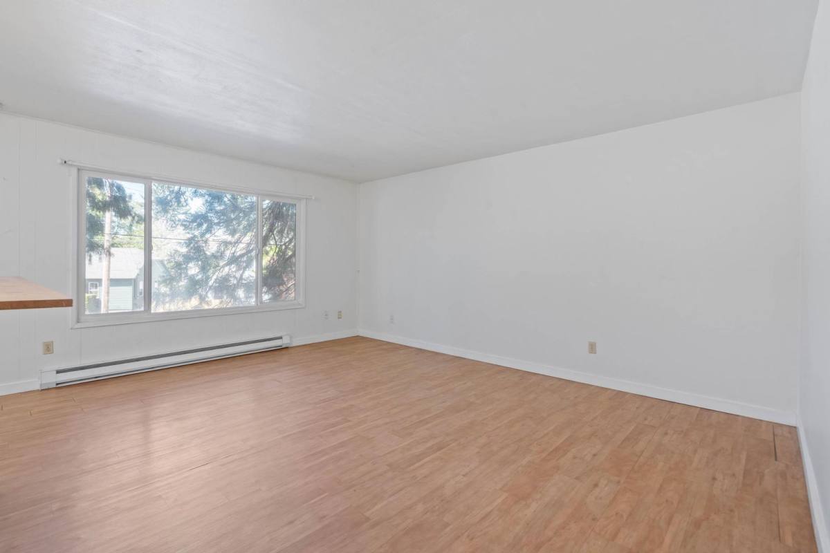 Apartment for rent at 9228-9232 N Saint Louis Ave, Portland, OR 97203