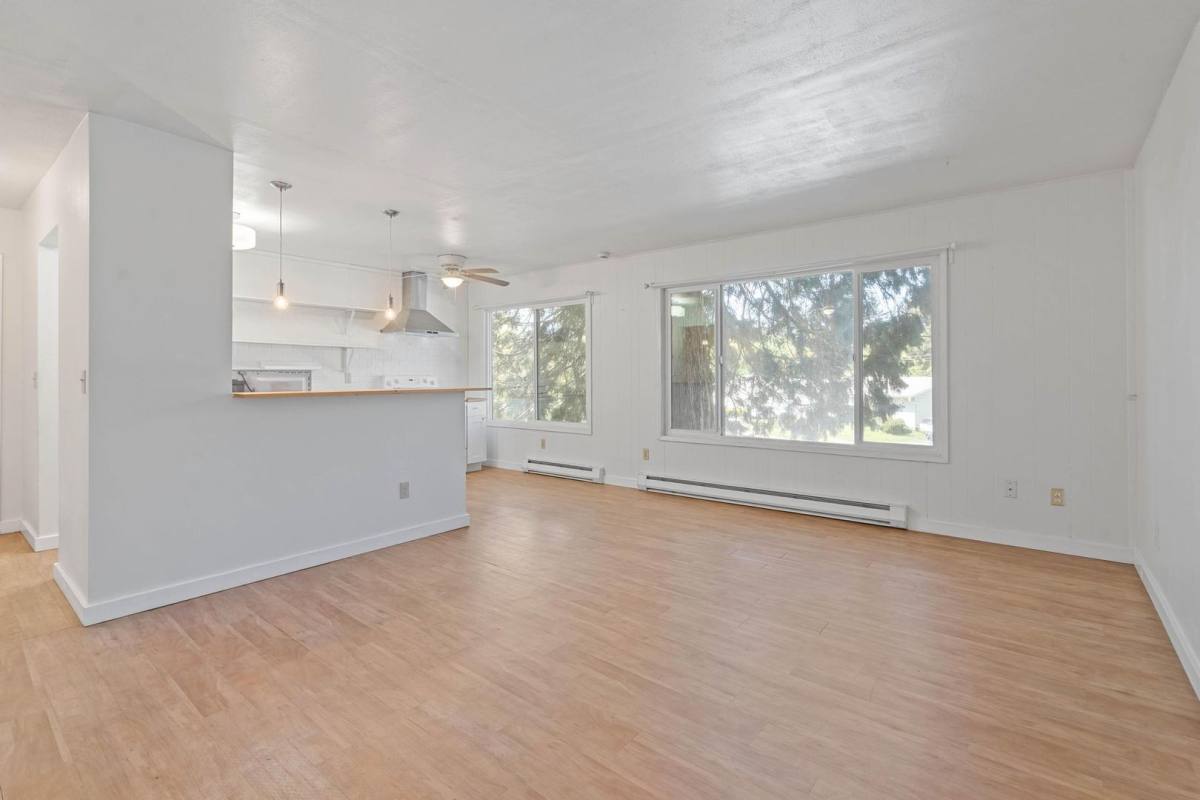 Apartment for rent at 9228-9232 N Saint Louis Ave, Portland, OR 97203