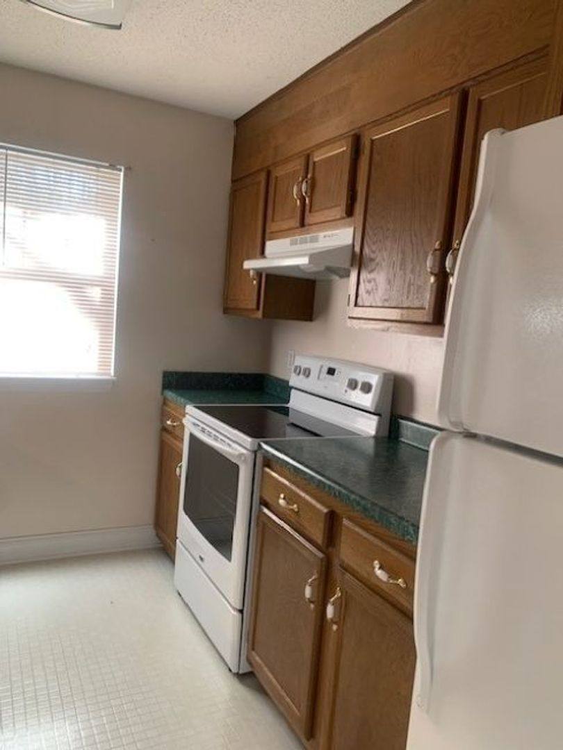 Apartment for rent at 3800 Old Rosebud Court, Clemmons, NC 27012