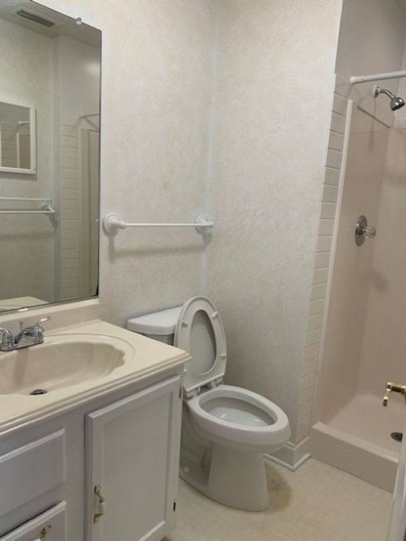 Apartment for rent at 3800 Old Rosebud Court, Clemmons, NC 27012