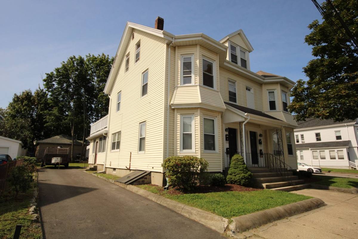 House for rent at 91 Cushing #2, Waltham, MA 02453