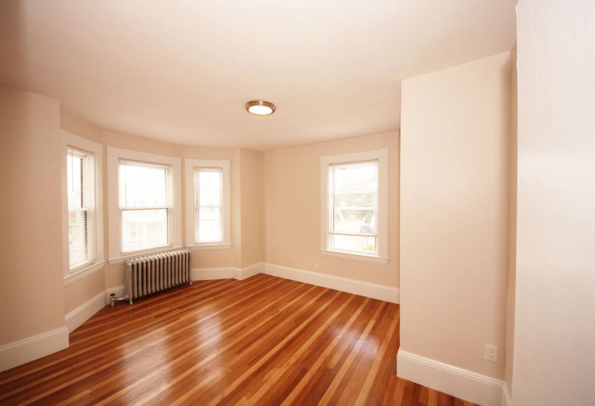 House for rent at 91 Cushing #2, Waltham, MA 02453