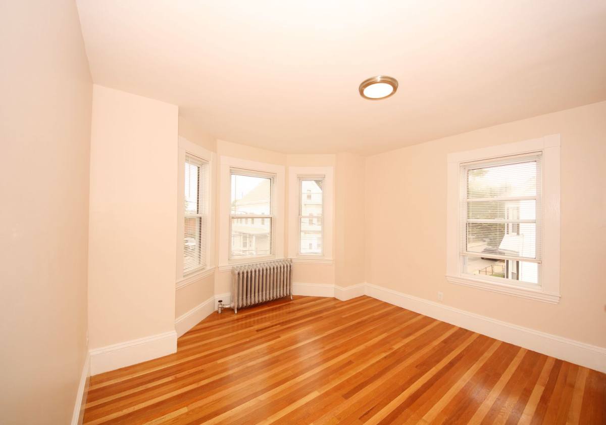House for rent at 91 Cushing #2, Waltham, MA 02453