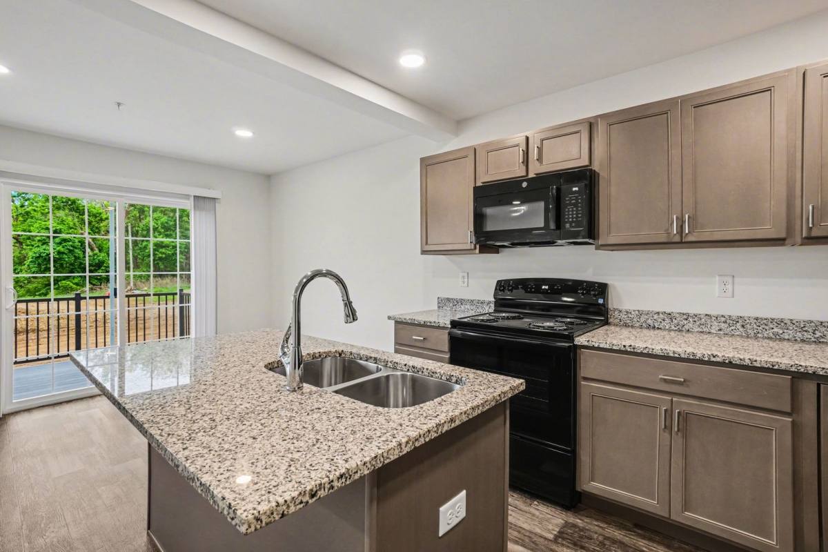 Townhouse for rent at 28 Sand St, Lebanon, PA 17042