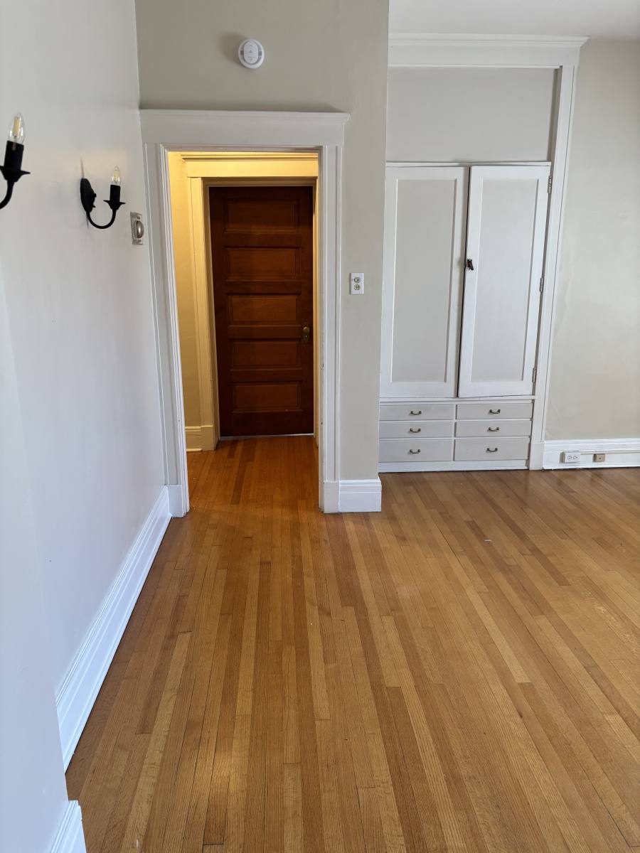 Apartment for rent at 725 N Corona St #4, Denver, CO 80218
