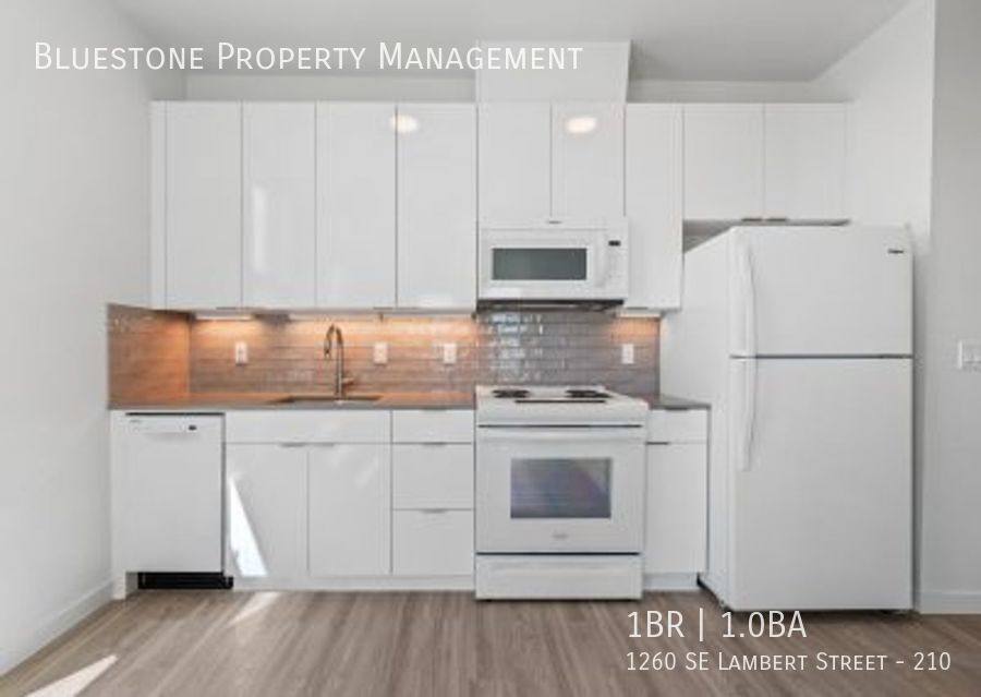 Apartment for rent at 1260 SE Lambert St #210, Portland, OR 97202