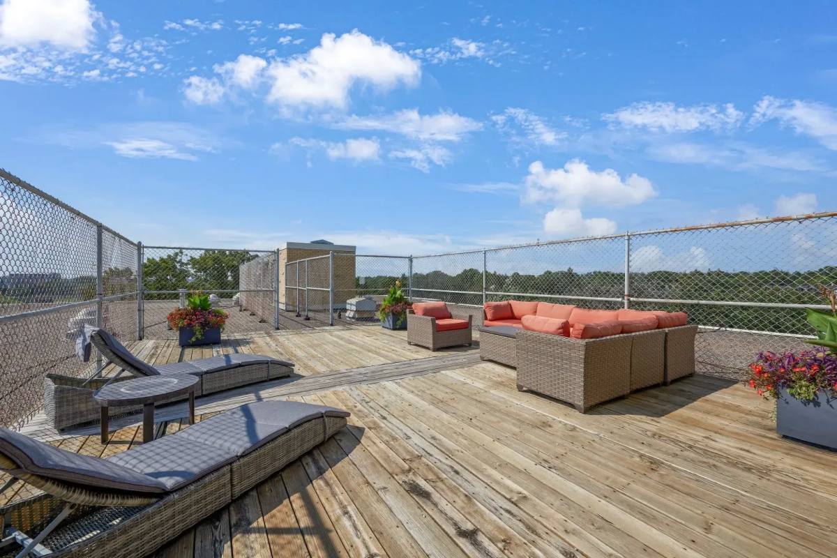 Apartment for rent at 3000 Mn Highway 100, Minneapolis, MN 55416