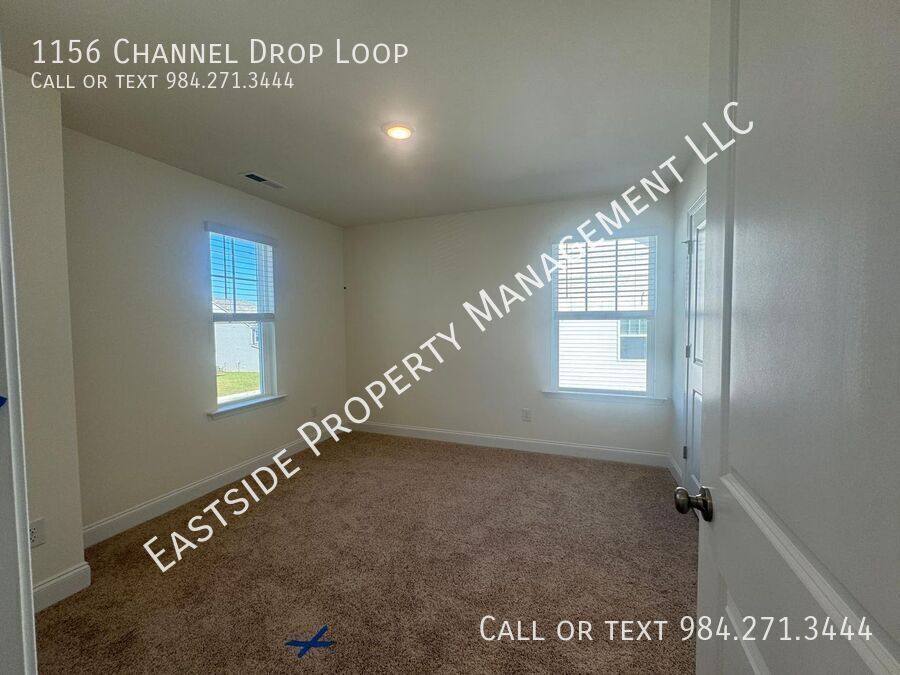 House for rent at 1156 Channel Drop Loop, Zebulon, NC 27597
