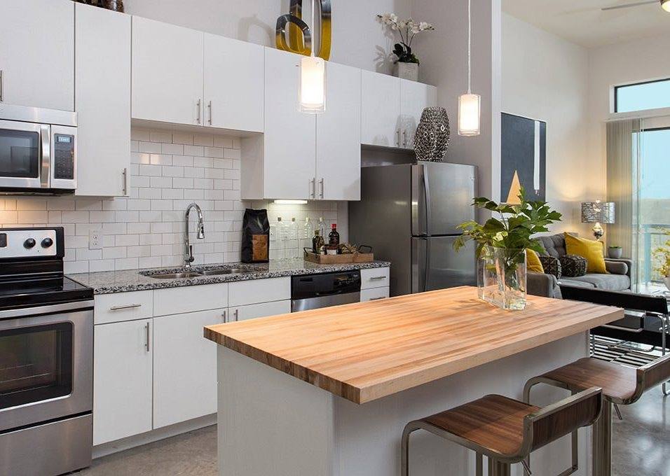 Apartment for rent at 1004 E 5th St #S5-27, Austin, TX 78702