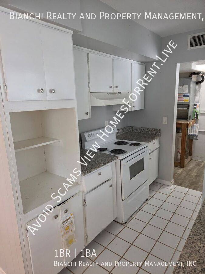 Apartment for rent at 2939 Los Altos Dr #B, Largo, FL 33770