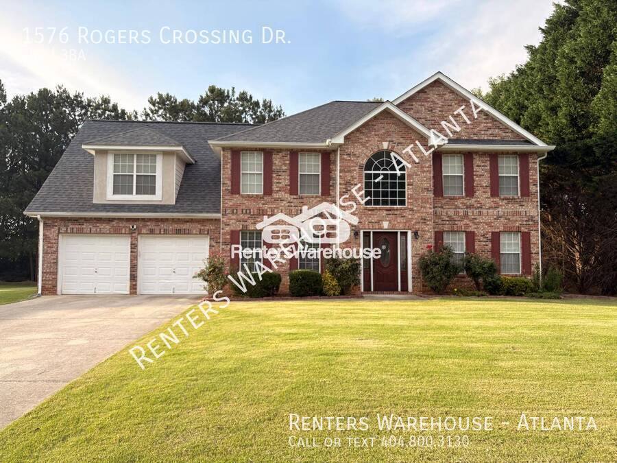 House for rent at 1576 Rogers Crossing Dr, Lithonia, GA 30058