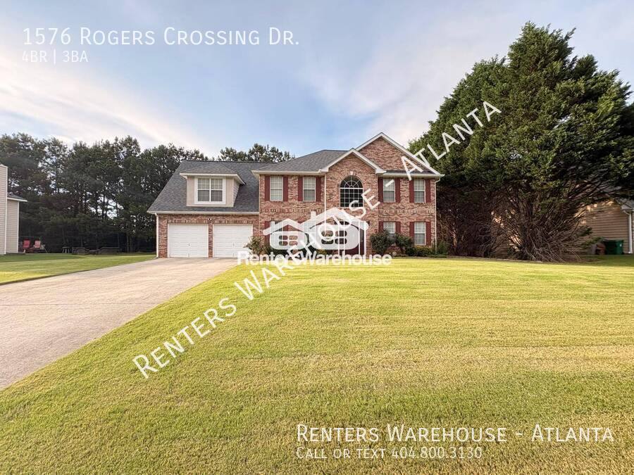 House for rent at 1576 Rogers Crossing Dr, Lithonia, GA 30058