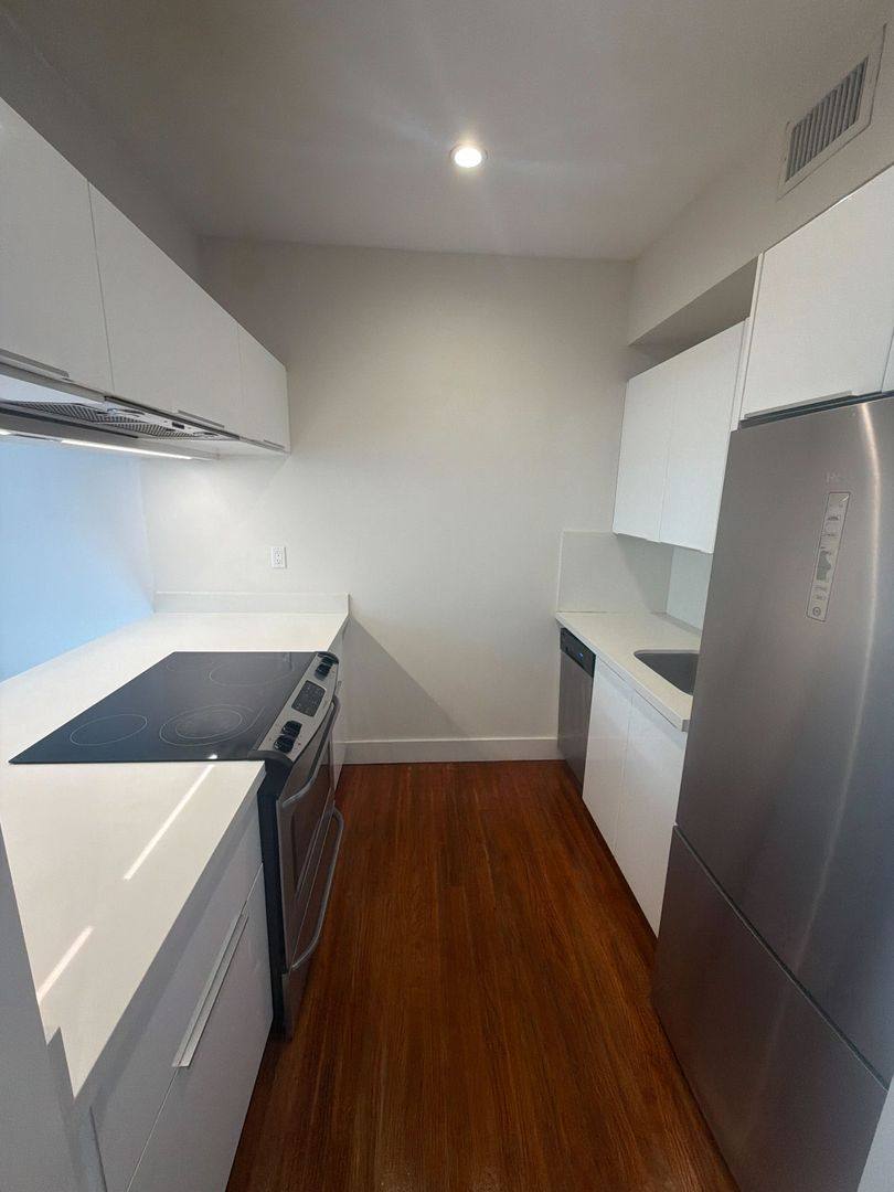 Apartment for rent at 3661-3677 Poinciana Ave, Miami, FL 33133