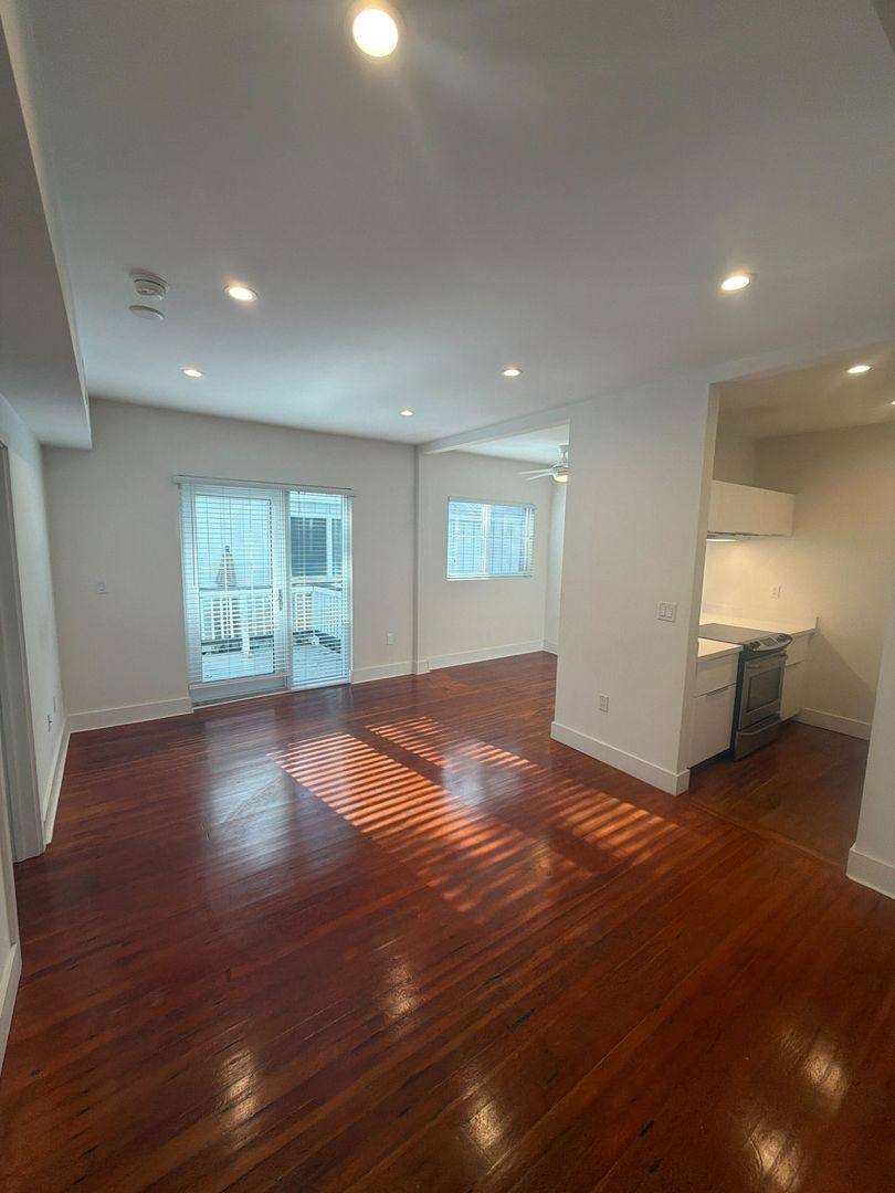 Apartment for rent at 3661-3677 Poinciana Ave, Miami, FL 33133
