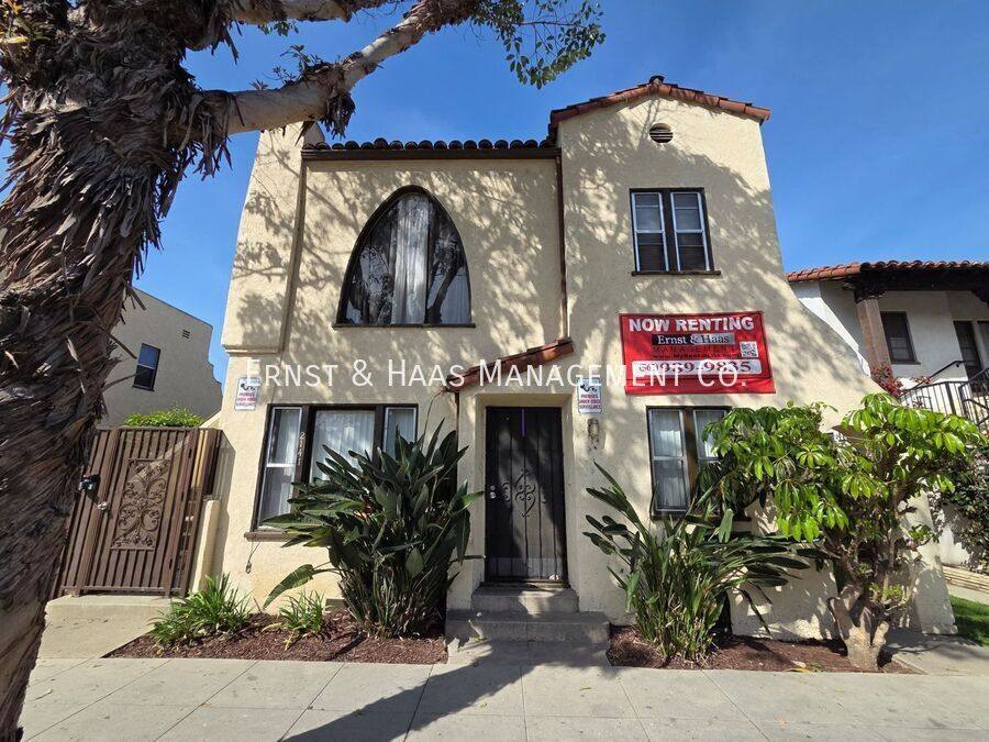 Apartment for rent at 2141 Chestnut Ave #3, Long Beach, CA 90806