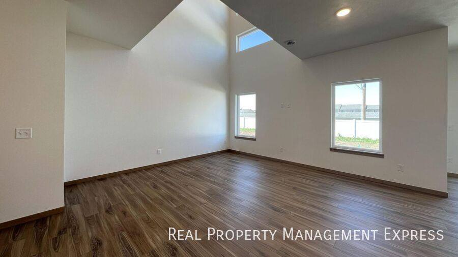 Townhouse for rent at 9000 W Jerald Place, Sioux Falls, SD 57106