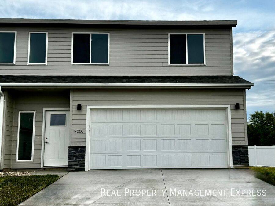 Townhouse for rent at 9000 W Jerald Place, Sioux Falls, SD 57106