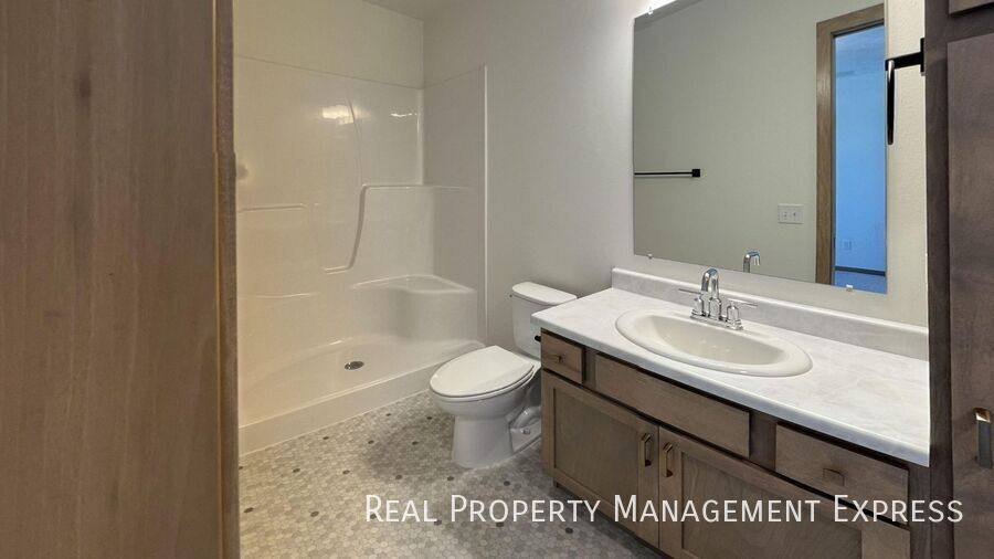 Townhouse for rent at 9000 W Jerald Place, Sioux Falls, SD 57106