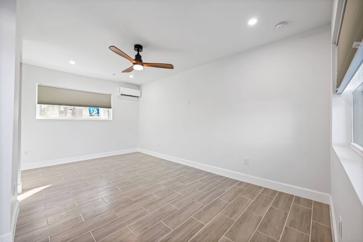 Apartment for rent at 3012 Broadway Ave, West Palm Beach, FL 33407