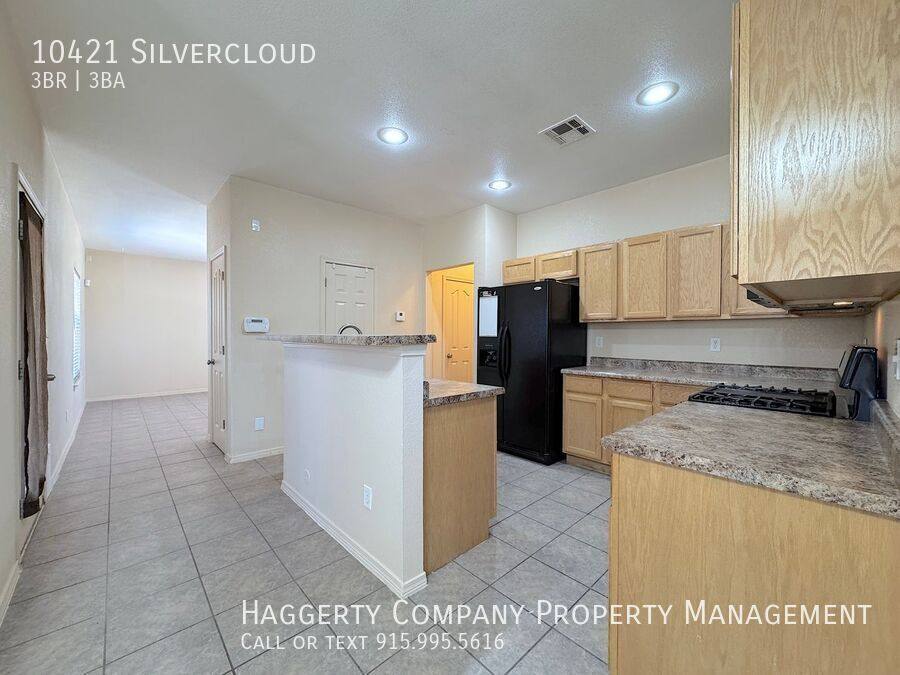 House for rent at 10421 Silvercloud, El Paso, TX 79924