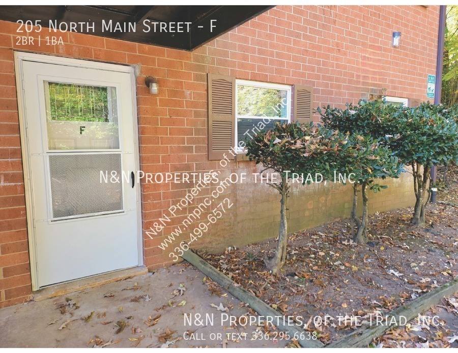 Apartment for rent at 205 N Main St #F, King, NC 27021