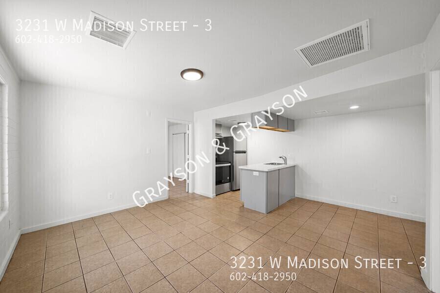 Apartment for rent at 3231 W Madison St #3, Phoenix, AZ 85009